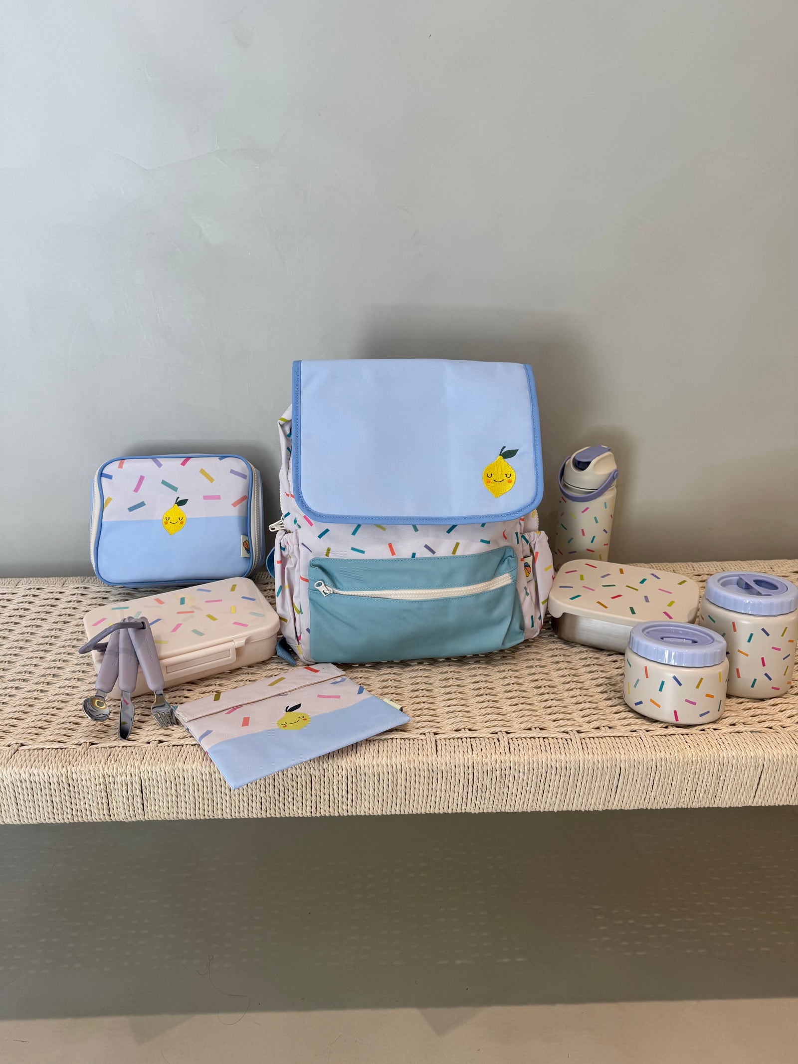 Confetti back to school set of 9 pieces