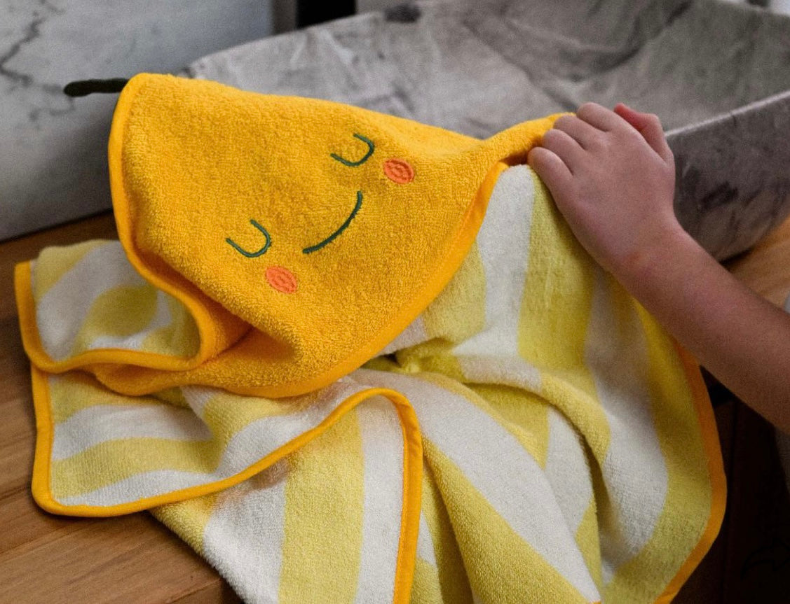 Terry Cotton Backpack lemon with Hooded Poncho pear