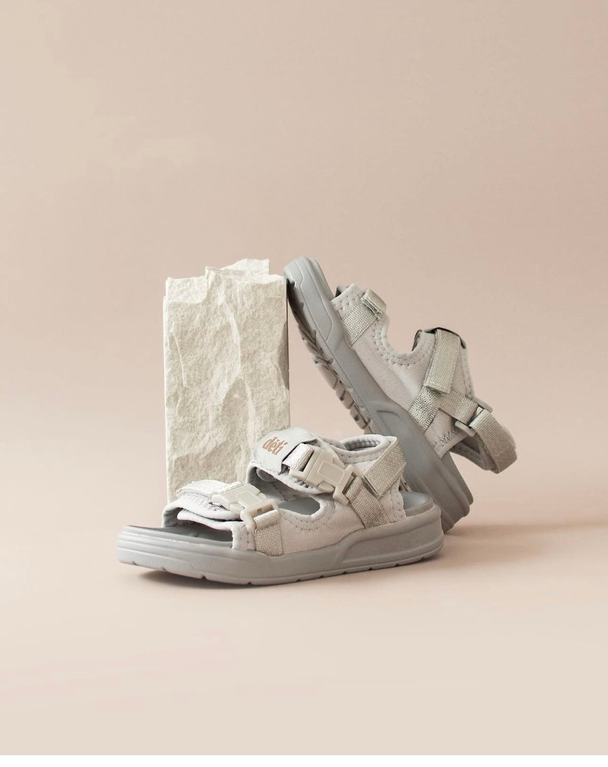 deti sandals in grey