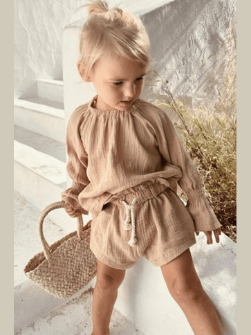 Muslin cappuccino set with ruffle cuffs