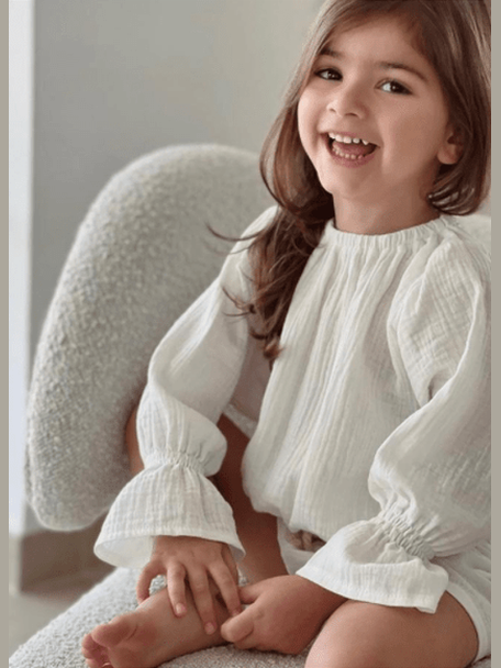 Muslin white set with ruffle cuffs